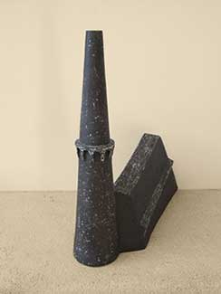 Italiaanse fabriek met schoorsteen van Janneke Makkink