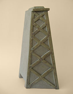 Grijze silo van Janneke Makkink