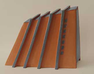 Rode fabriekshal van Janneke Makkink